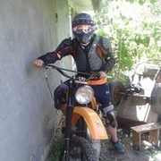 badr xari on My World.