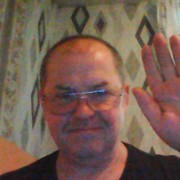 толик  плотников  on My World.
